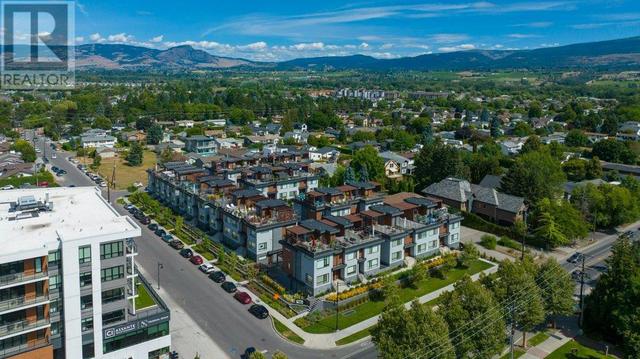 17 - 3510 Landie Road, House attached with 2 bedrooms, 2 bathrooms and 2 parking in Kelowna BC | Image 4