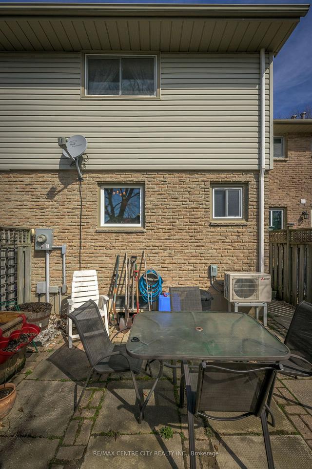 999 Notre Dame Dr, Townhouse with 2 bedrooms, 2 bathrooms and 2 parking in London ON | Image 20