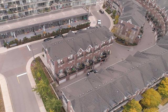 th11 - 8 Windermere Ave, Townhouse with 3 bedrooms, 2 bathrooms and 1 parking in Toronto ON | Image 15
