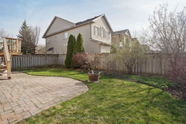 2122 Nightingale Way, House detached with 2 bedrooms, 3 bathrooms and 6 parking in Oakville ON | Image 31