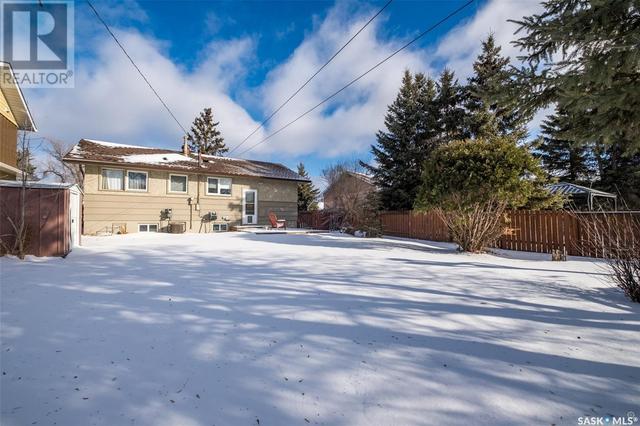 335 25th Street W, House detached with 3 bedrooms, 2 bathrooms and null parking in Prince Albert SK | Image 28