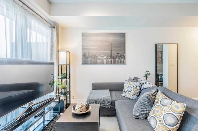 2022 - 165 Legion Rd N, Condo with 1 bedrooms, 1 bathrooms and 1 parking in Toronto ON | Image 7