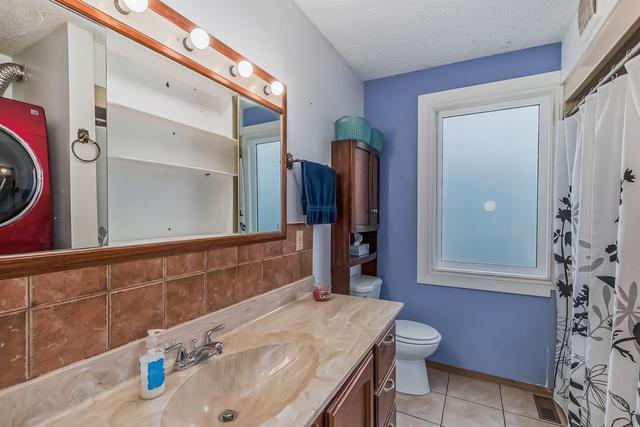 2018 41 Street Se, House detached with 2 bedrooms, 1 bathrooms and 3 parking in Calgary AB | Image 11