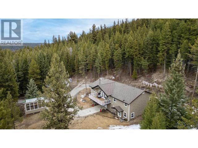 6508 Horse Lake Road, House detached with 4 bedrooms, 4 bathrooms and null parking in Cariboo L BC | Image 32