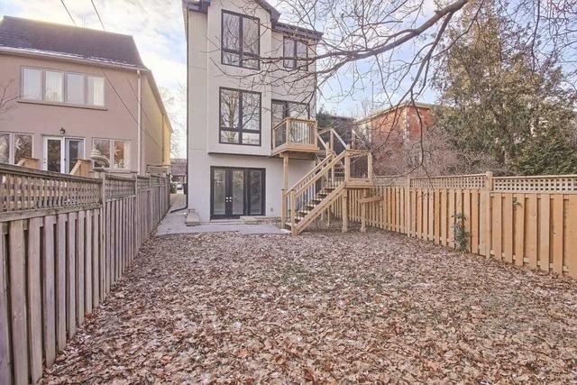 326 St Clements Ave, House detached with 4 bedrooms, 5 bathrooms and 2 parking in Toronto ON | Image 27