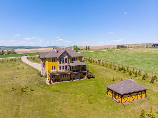 210228 102 Street W, House detached with 5 bedrooms, 3 bathrooms and 10 parking in Foothills County AB | Image 49
