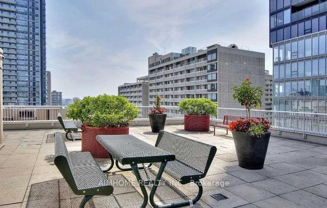 1516 - 711 Bay St, Condo with 1 bedrooms, 1 bathrooms and 1 parking in Toronto ON | Image 8