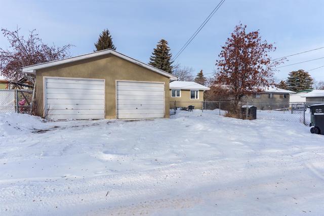 6505 45 Avenue, House detached with 6 bedrooms, 2 bathrooms and 2 parking in Camrose County AB | Image 23
