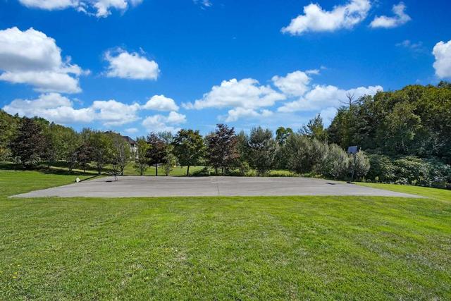 25 Country Heights Dr, House detached with 4 bedrooms, 4 bathrooms and 16 parking in Richmond Hill ON | Image 4
