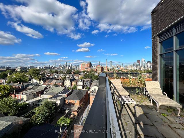 ph701 - 205 Manning Ave, Condo with 2 bedrooms, 2 bathrooms and 1 parking in Toronto ON | Image 13
