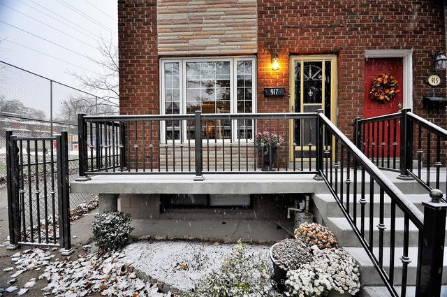 917 St Clarens Ave, House semidetached with 3 bedrooms, 2 bathrooms and 4 parking in Toronto ON | Image 24