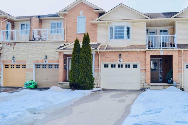 82 Whitefish Cres, House attached with 3 bedrooms, 3 bathrooms and 2 parking in Hamilton ON | Image 9