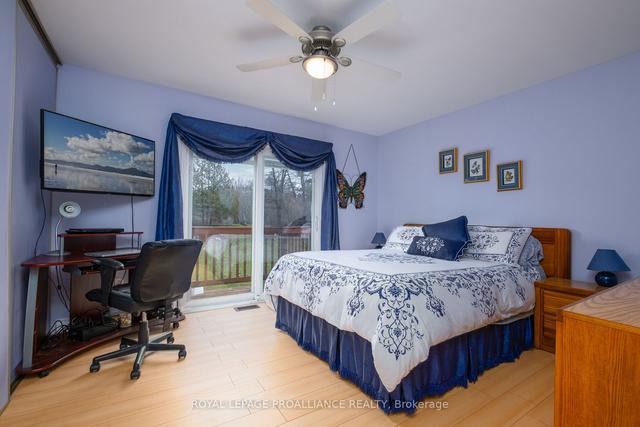 659 Aylmer Cres, House detached with 4 bedrooms, 3 bathrooms and 4 parking in Kingston ON | Image 35