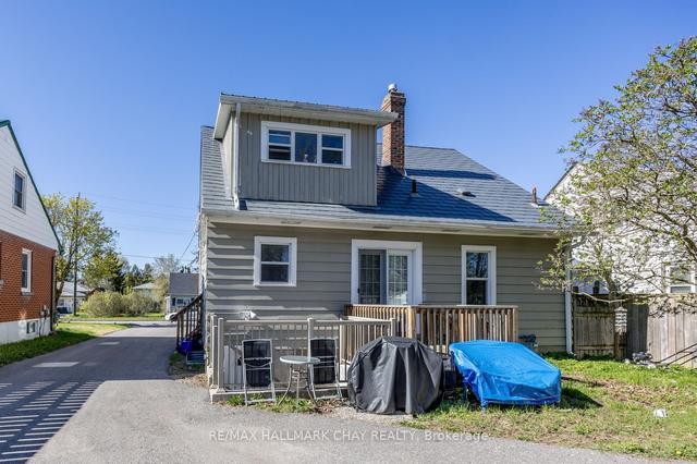 45 Campbell Ave, House detached with 5 bedrooms, 4 bathrooms and 6 parking in Barrie ON | Image 23