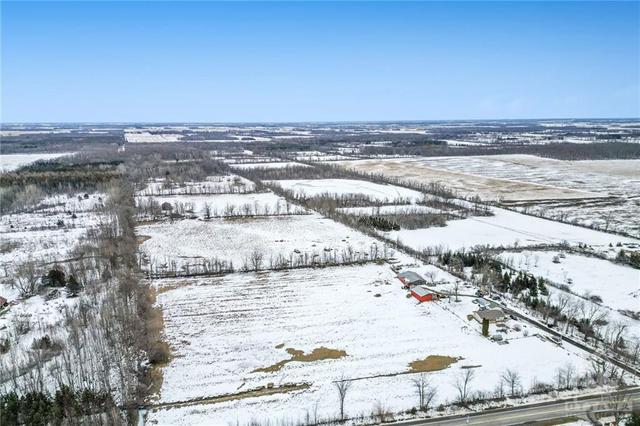 3159 8th Line Road, House detached with 3 bedrooms, 1 bathrooms and 10 parking in Ottawa ON | Image 4