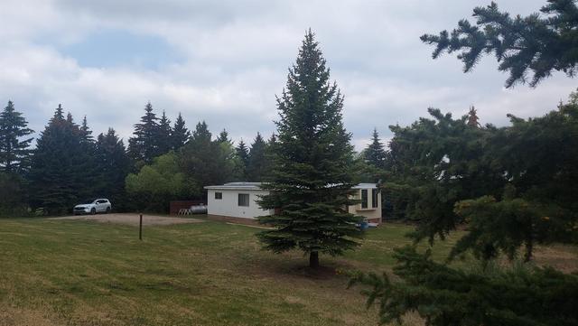 2119 Township Road 412, House detached with 2 bedrooms, 1 bathrooms and 6 parking in Lacombe County AB | Image 3