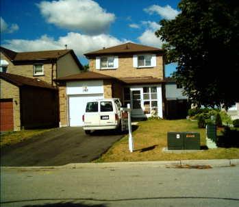 163 Angus Dr, House detached with 3 bedrooms, 2 bathrooms and 2 parking in Ajax ON | Image 1