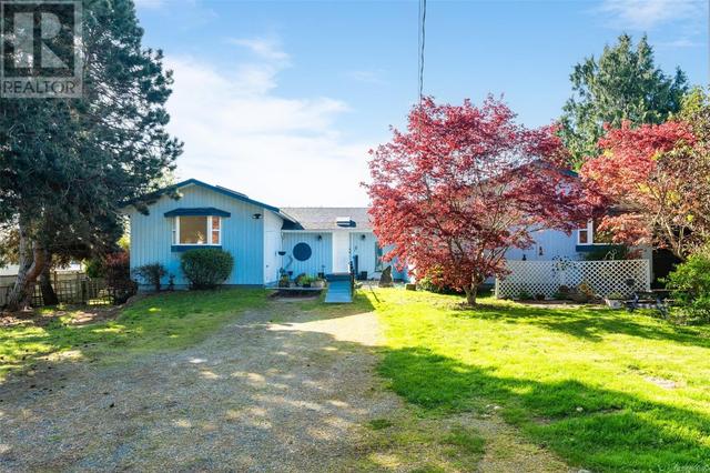 1913 Kaltasin Rd, House detached with 4 bedrooms, 3 bathrooms and 3 parking in Sooke BC | Image 6