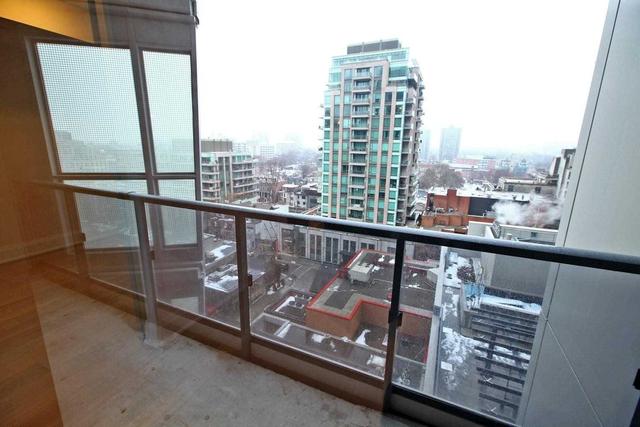 1005 - 88 Cumberland St, Condo with 1 bedrooms, 1 bathrooms and 0 parking in Toronto ON | Image 14