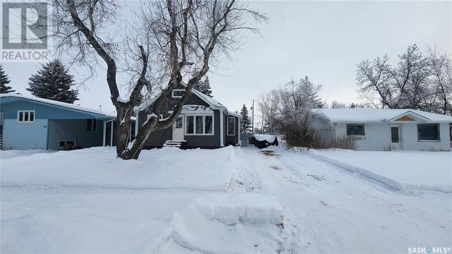 518 Manitoba Street, House detached with 2 bedrooms, 1 bathrooms and null parking in Melville SK | Image 2