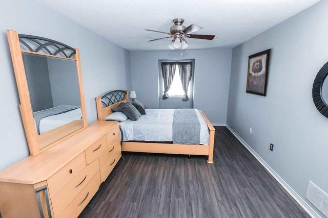 2 Kenyon Cres, House semidetached with 3 bedrooms, 3 bathrooms and 2 parking in Grimsby ON | Image 10