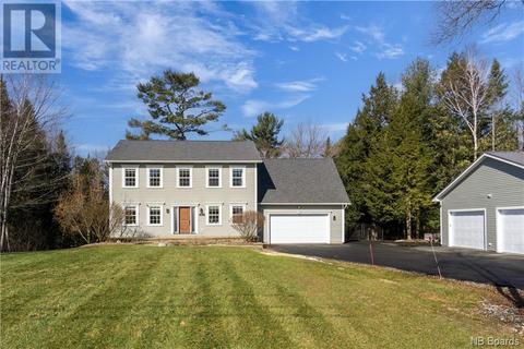 51 Country Wood Lane, House detached with 3 bedrooms, 3 bathrooms and null parking in Saint Marys NB | Card Image