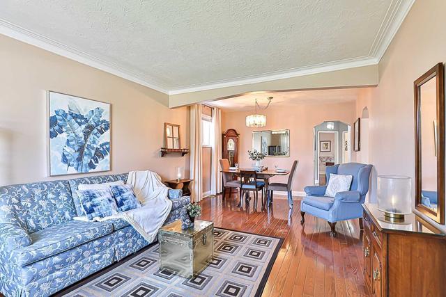 37 Guild Hall Dr, House detached with 3 bedrooms, 2 bathrooms and 4 parking in Toronto ON | Image 24