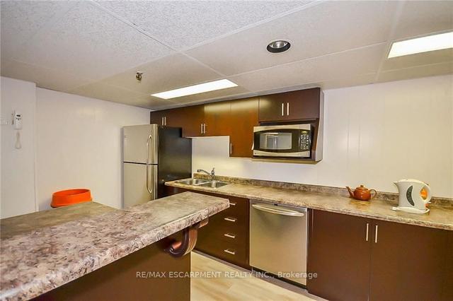 205 - 1968 Main St W, Condo with 3 bedrooms, 2 bathrooms and 1 parking in Hamilton ON | Image 30