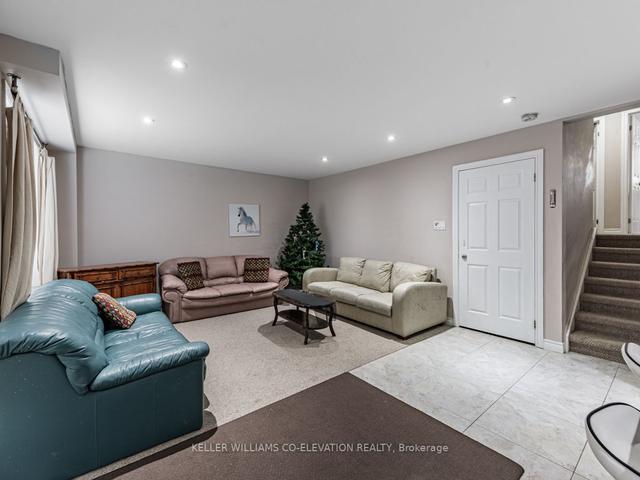 2591 Islington Ave, House detached with 4 bedrooms, 4 bathrooms and 4 parking in Toronto ON | Image 5