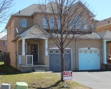 7 Bashir St, House semidetached with 3 bedrooms, 2 bathrooms and 1 parking in Vaughan ON | Image 3