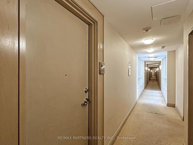 210 - 21 Olive Ave, Townhouse with 2 bedrooms, 3 bathrooms and 1 parking in Toronto ON | Image 26