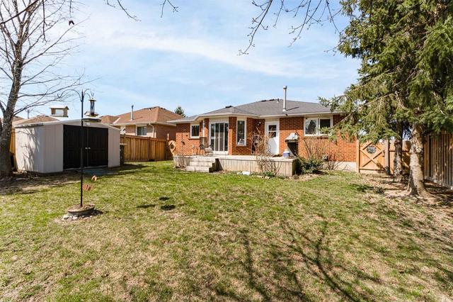 42 Compton Cres, House detached with 3 bedrooms, 3 bathrooms and 6 parking in Bradford West Gwillimbury ON | Image 14