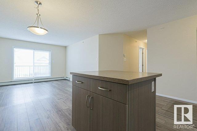 443 - 301 Clareview Station Dr Nw, Condo with 2 bedrooms, 2 bathrooms and 2 parking in Edmonton AB | Image 5
