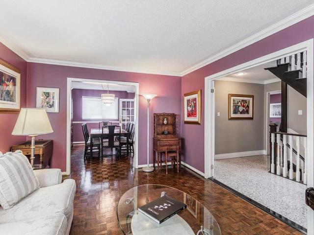 208 Roseborough Cres, House detached with 4 bedrooms, 4 bathrooms and 6 parking in Vaughan ON | Image 33