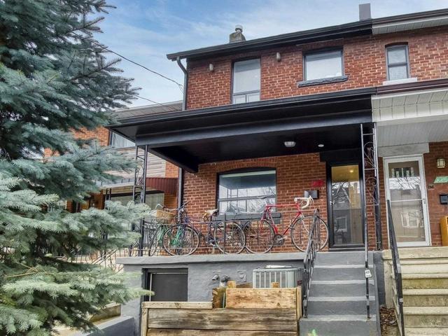 534 Gladstone Ave, House semidetached with 2 bedrooms, 3 bathrooms and 3 parking in Toronto ON | Card Image