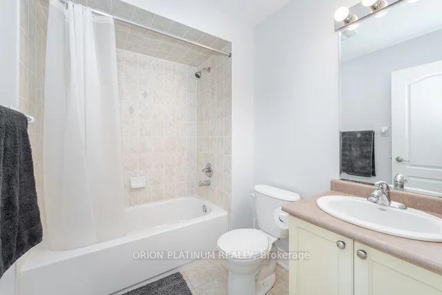 4329 Bloor St W, Townhouse with 3 bedrooms, 4 bathrooms and 3 parking in Toronto ON | Image 17