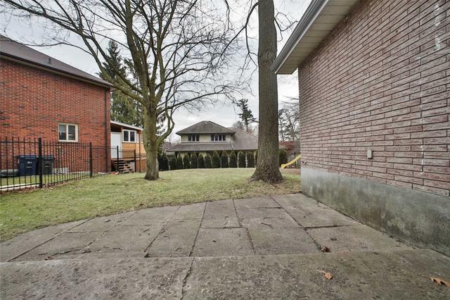 1439 Military Tr, House detached with 3 bedrooms, 2 bathrooms and 10 parking in Toronto ON | Image 18