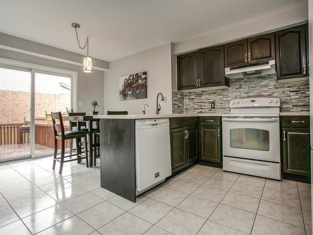 991 Summitview Cres, House detached with 4 bedrooms, 4 bathrooms and 2 parking in Oshawa ON | Image 8