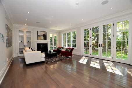101 Oakes Dr, House detached with 4 bedrooms, 6 bathrooms and 6 parking in Mississauga ON | Image 3