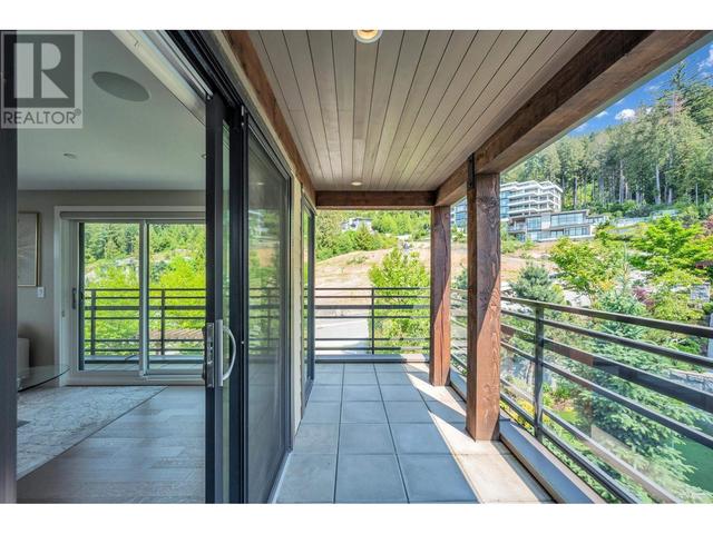 2976 Burfield Place, House detached with 3 bedrooms, 3 bathrooms and 2 parking in West Vancouver BC | Image 27