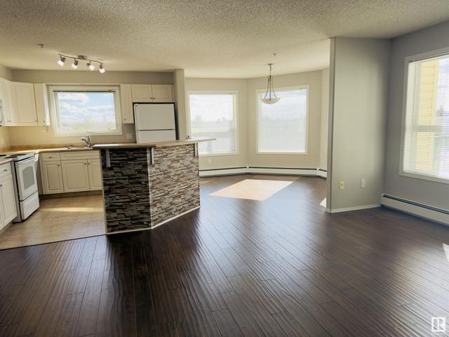 319 - 13635 34 St Nw, Condo with 2 bedrooms, 2 bathrooms and null parking in Edmonton AB | Image 11