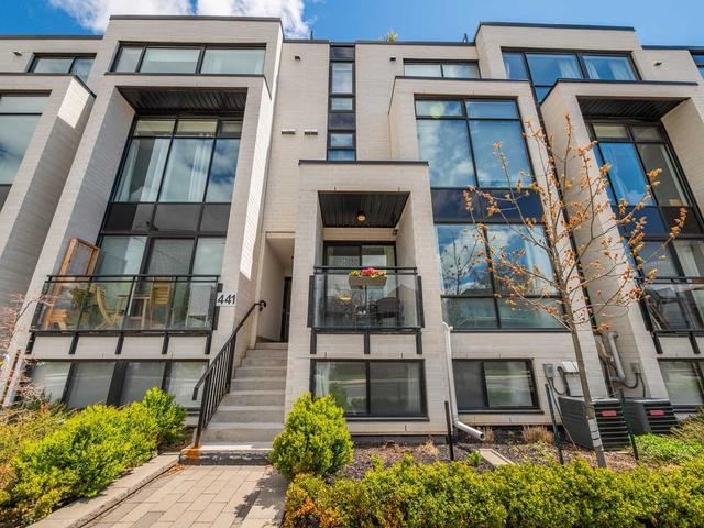 107 - 441 Jane St, Townhouse with 2 bedrooms, 2 bathrooms and 1 parking in Toronto ON | Image 29