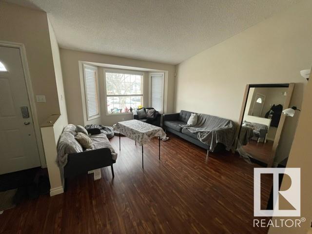 8025 15a Av Nw, House detached with 3 bedrooms, 2 bathrooms and 2 parking in Edmonton AB | Image 2