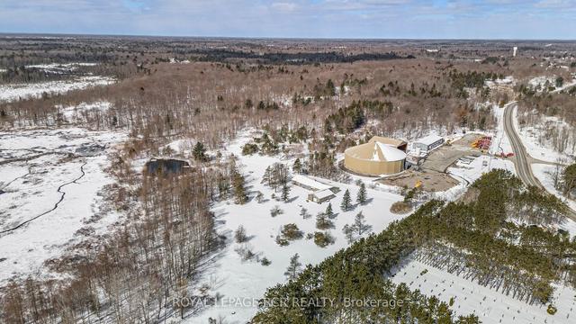 22 Cemetery Rd, House detached with 4 bedrooms, 4 bathrooms and 20 parking in Georgian Bay ON | Image 22
