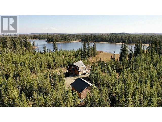 7141 S Cariboo 97 Highway, House detached with 4 bedrooms, 3 bathrooms and null parking in Cariboo G BC | Image 1