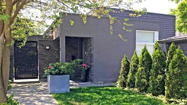 1 Westbourne Ave, House detached with 2 bedrooms, 3 bathrooms and 3 parking in Toronto ON | Image 23