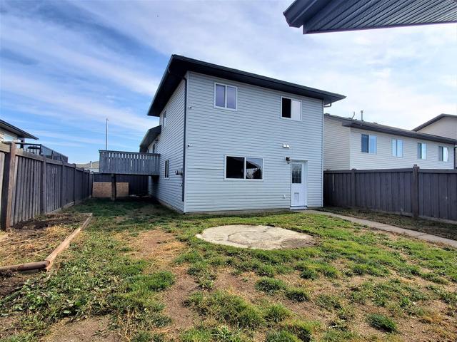 10416 98a Street, House detached with 4 bedrooms, 3 bathrooms and 5 parking in Grande Prairie County No. 1 AB | Image 35