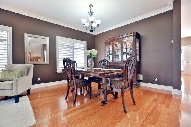 2204 Providence Rd, House detached with 4 bedrooms, 4 bathrooms and 2 parking in Oakville ON | Image 3