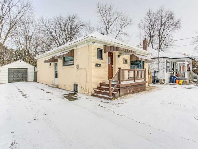 186 Finch Ave E, House detached with 3 bedrooms, 2 bathrooms and 5 parking in Toronto ON | Image 12