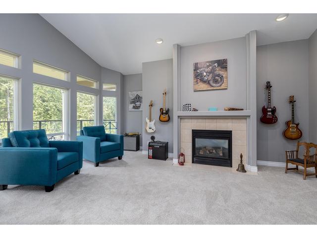 12156 Bell Street, House detached with 6 bedrooms, 5 bathrooms and 12 parking in Mission BC | Image 7